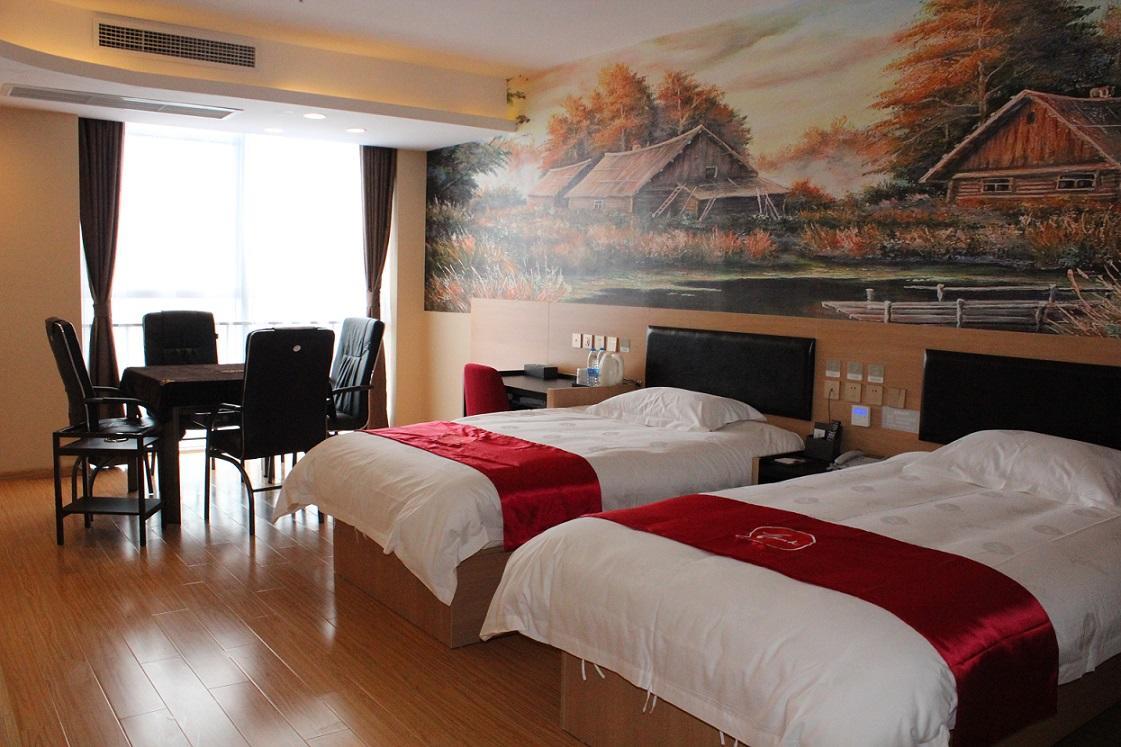 Thank Inn Plus Hotel Sichuan Neijiang Hongxing Red Star Macalline Extérieur photo
