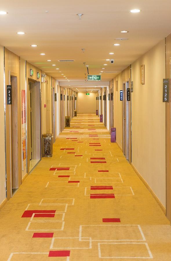 Thank Inn Plus Hotel Sichuan Neijiang Hongxing Red Star Macalline Extérieur photo